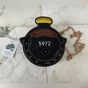 Harry Potter Skinnydip Hogwarts Express Black and Gold Crossbody Bag